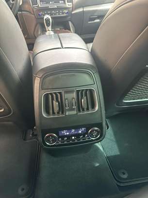 Maserati image 9