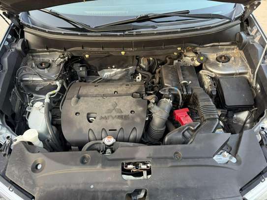 MITSUBISHI OUTLANDER SPORT 2018 image 11