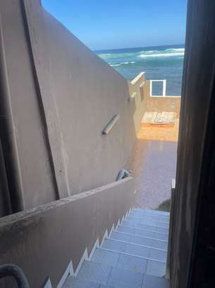 VILLA R+1 A LOUER A YOFF VIRAGE image 7