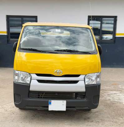 vends toyota hyace image 5