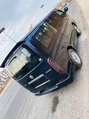 Toyota hiace 2017 image 12