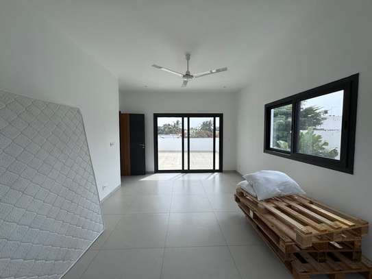 Belle villa avec piscine a louer a Saly image 13
