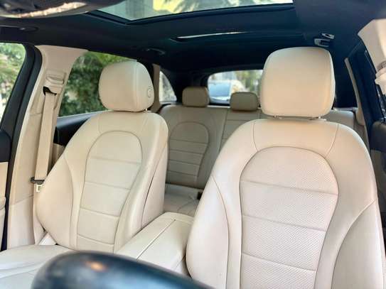 MERCEDES GLC300 Année : 2018 image 6