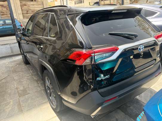 Toyota RAV4 hybride SUV 2022 image 9