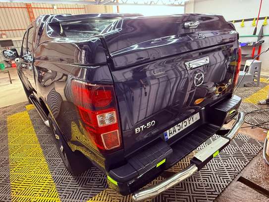 MAZDA BT-50 image 4