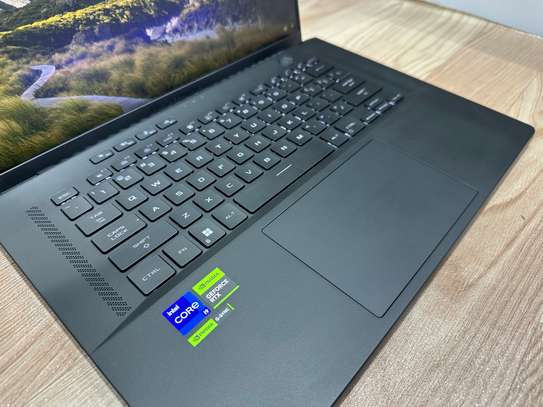 Asus Zephyrus M16 i9 13th RTX 4070 32Go 1To Gaming image 2