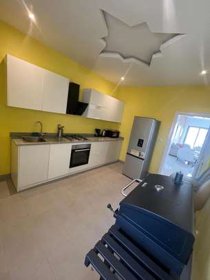 Appartement F4 Meublé Luxe Élégance Confort & Hygiène image 8