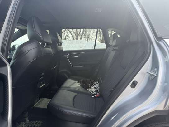 TOYOTA Rav4 2021 image 9
