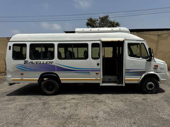 Force TRAVELLER image 7