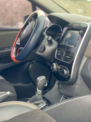 Renault clio 3  2018 image 8
