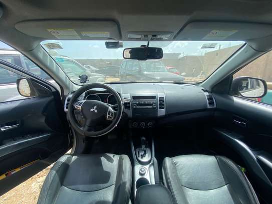MITSUBISHI OUTLANDER 2012 image 3