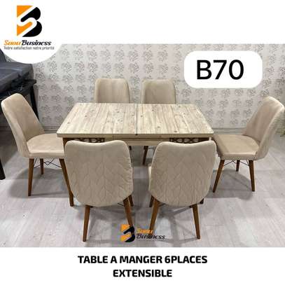 TABLE À MANGER 6 PLACES EXTENSIBLES image 3