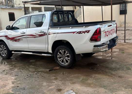 Toyota hilux 2017 image 4