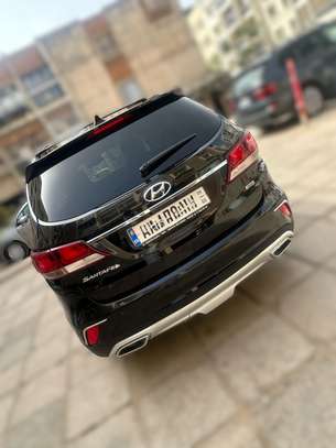 HYUNDAI SANTAFE 7 PLACES image 5