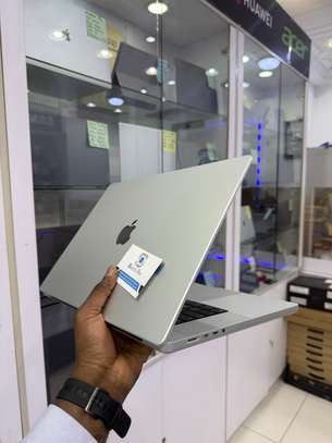 MacBook Pro M1 Pro 32Go 512Go 16pouces image 2