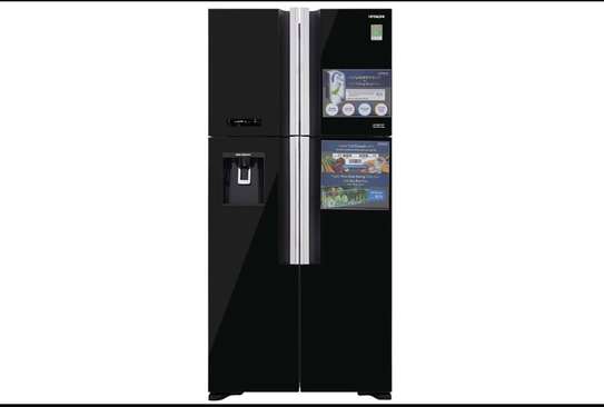 REFRIGERATEUR 550LITRES HITACHI 4PORTES AVEC FONTAINE NOIR image 3