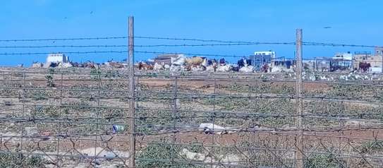 TERRAIN 2HECTARES 304m2 EN VENTE OUEST FOIRE image 4
