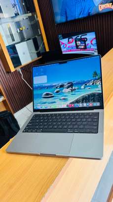 MacBook Pro M1 & M2 2023 - SSD 1To - Ram 16gb - 14’pouce image 1