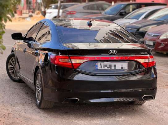 HYUNDAI GRANDEUR Année 2016 image 11