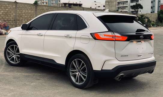 FORD EDGE TITANIUM 2019 image 10