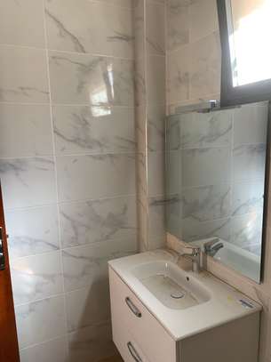Très appartements F4 à louer aux Mamelles image 13
