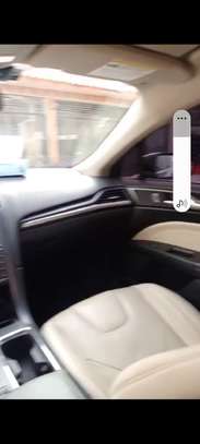 Ford Fusion Titanium 2017 image 8