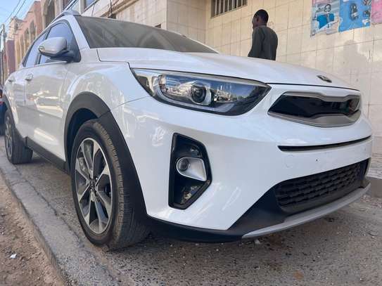 KIA STONIC 2017/2018 image 4