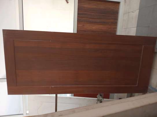 Porte bois rouge massif image 7