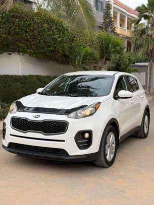 KIA SPORTAGE image 2