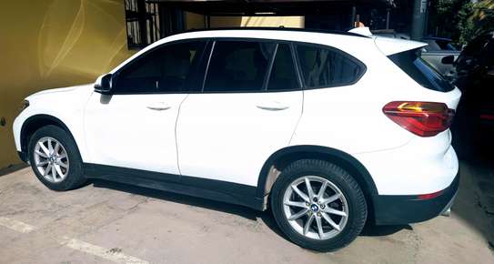 BMW X1 xDrive 18d Steptronic (SUV/tout-terrain) image 12