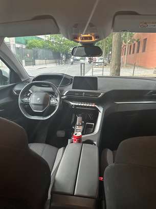 Peugeot 5008 venant image 11