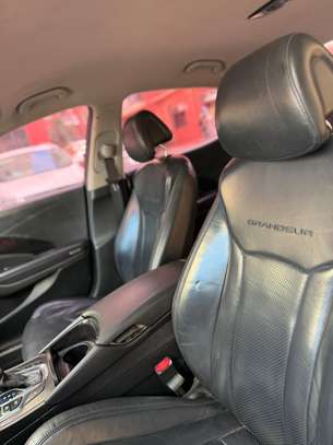 HYUNDAI GRANDEUR Année 2016 image 5