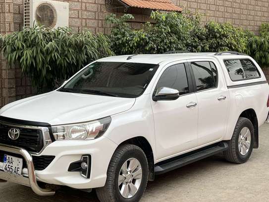 Toyota hilux 2019 image 4