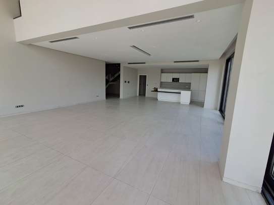 CENTRE MERMOZ : MAGNIFIQUE DUPLEX TYPE F4 image 2
