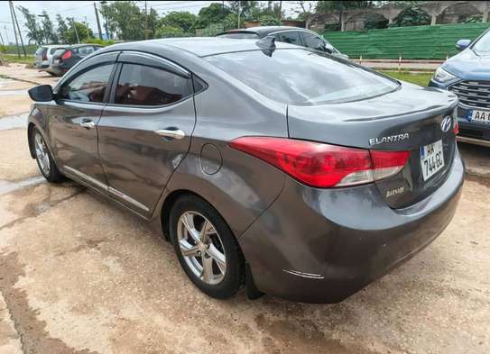 Hyundai Elentra 2013 image 8