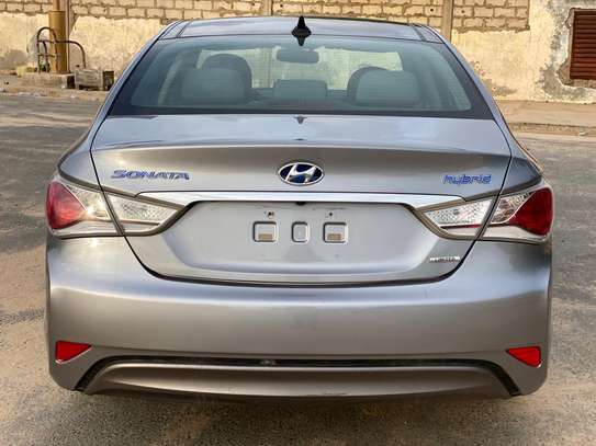 HYUNDAI SONATA HYBRIDE 2015 image 9