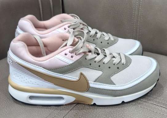 NIKE AIR MAX BW OG CREAM image 2