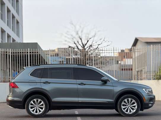 Volkswagen Tiguan 2018 Gris Métallisé SUV Spacieux image 6