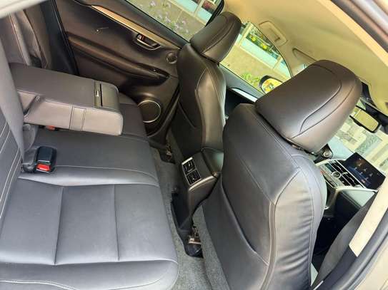 Lexus NX 200 2018 image 8
