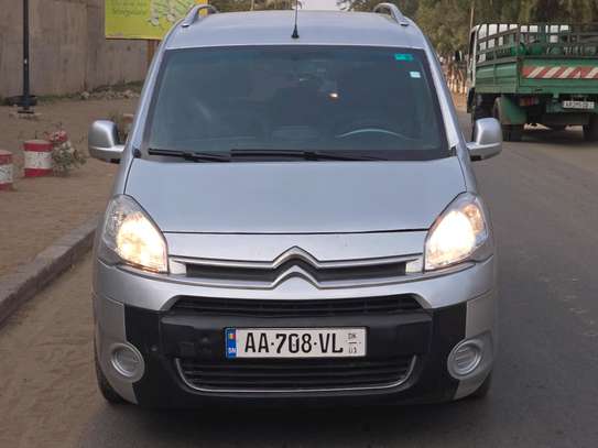 CITROËN BERLINGO ESSENCE image 11