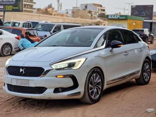 Citroën DS5 année 2018 image 1