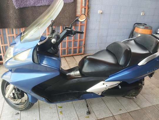 Je bassarde se joly honda silver 600 avec carta grise image 4