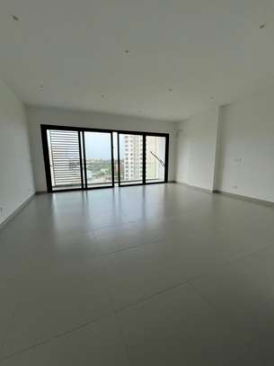 Appartement F4 185 m2 haut standing au POINT E image 9