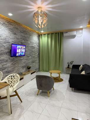 Appartement à Vendre Situé en face cité damel image 1