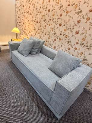 Canapé hyper confortable 3 places. image 3