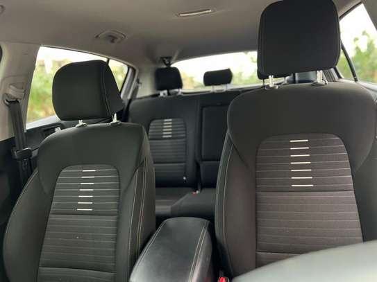 Kia sportage image 6