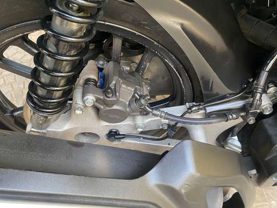 Honda SH150 image 5