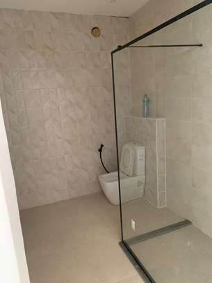 Appartement F4 au Plateau avec Vue Mer image 2