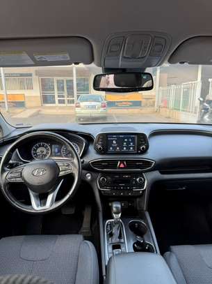 Hyundai Santa fe 2019 image 4