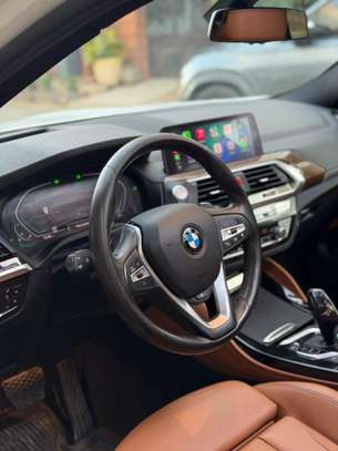 BMW X4 image 10
